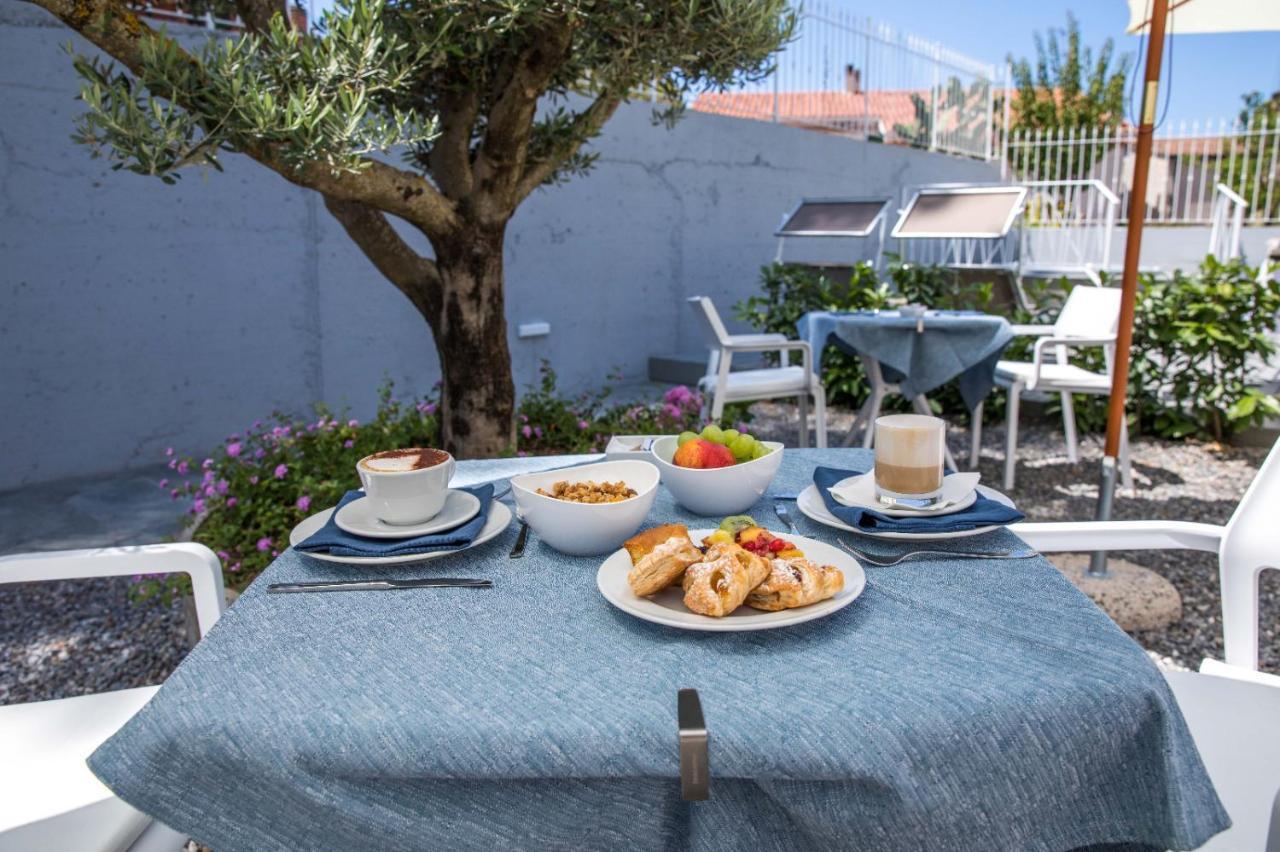 ماراتييا 4Essences Boutique Rooms المظهر الخارجي الصورة